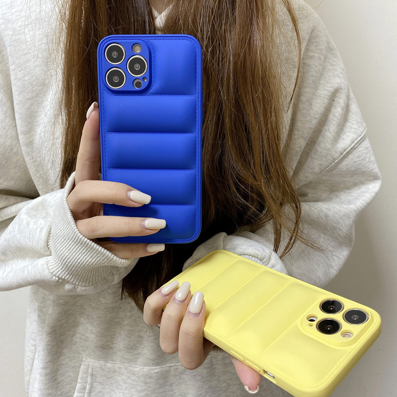 Lenouveau produit convient au boîtier de téléphone mobile de couleur solide Apple iPhone14 de la veste à la veste, mise àniveau de l\'objectif anti-rayures, couverture de protection anti-collision